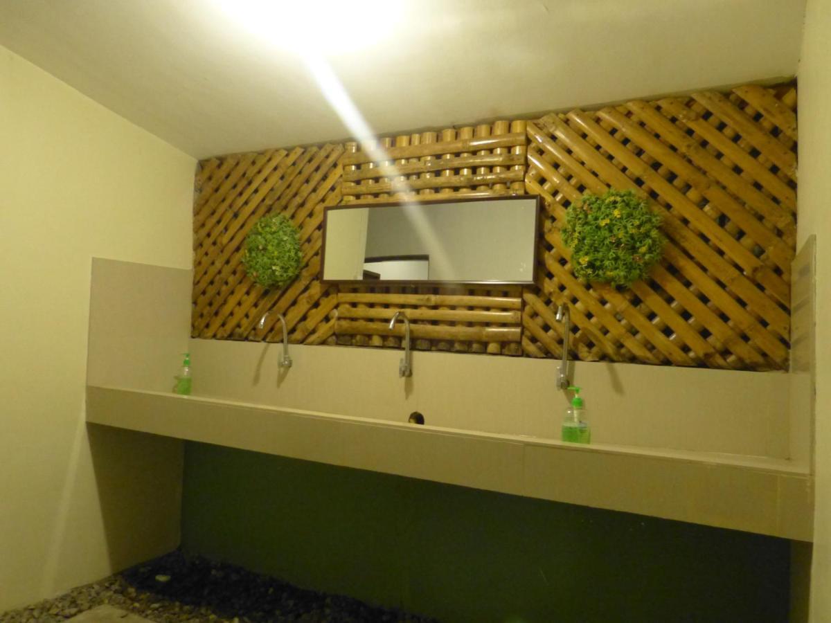His Capsule Hostel Tacloban Zewnętrze zdjęcie